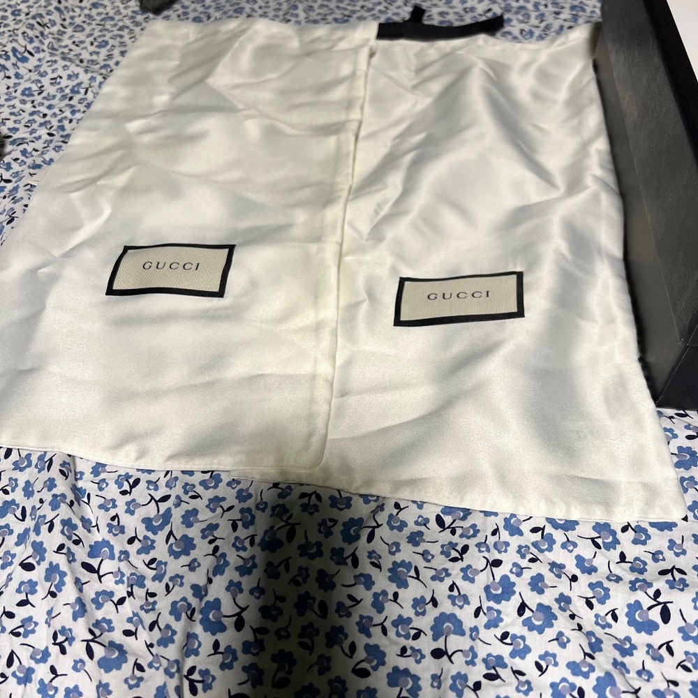 Gucci show box size 6 and 2 shoe dust  bag